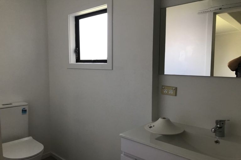 Photo of property in 47 Flat Bush Road, Clover Park, Auckland, 2023