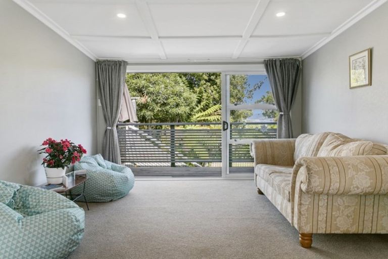 Photo of property in 37 Kotare Street, Hilltop, Taupo, 3330