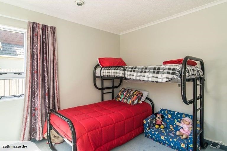 Photo of property in 9 Longmont Terrace, Churton Park, Wellington, 6037