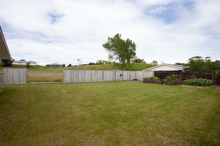 Photo of property in 7 Te Whena Place, Waitara, 4320