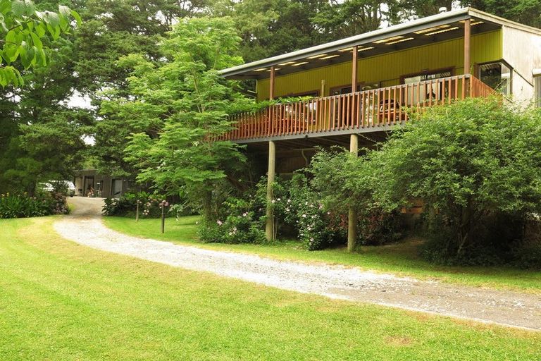 Photo of property in 130 Gibbons Road, Kaiwaka, 0573