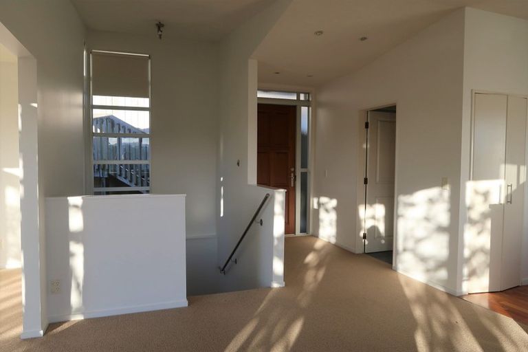 Photo of property in 71b Nevay Road, Miramar, Wellington, 6022