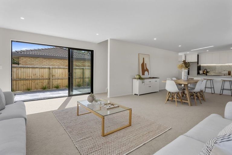 Photo of property in 3/29 Main South Road, Sockburn, Christchurch, 8042