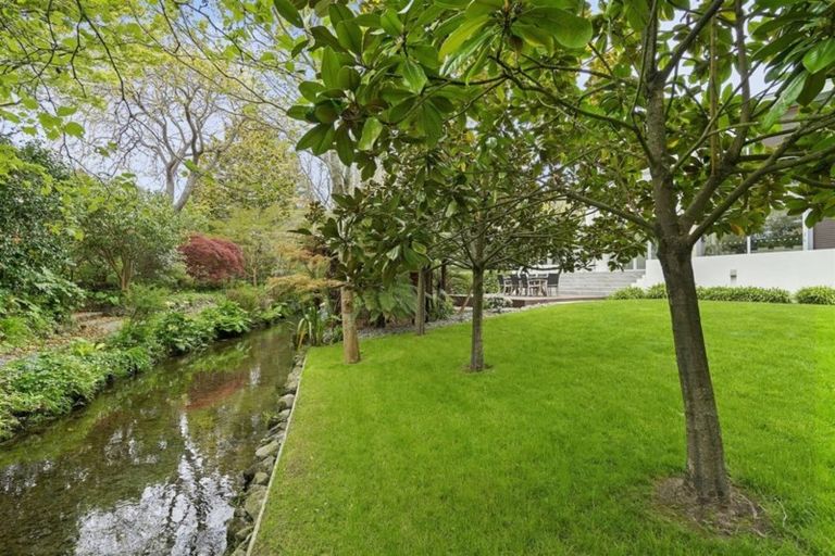 Photo of property in 8 Saint Barnabas Lane, Fendalton, Christchurch, 8052