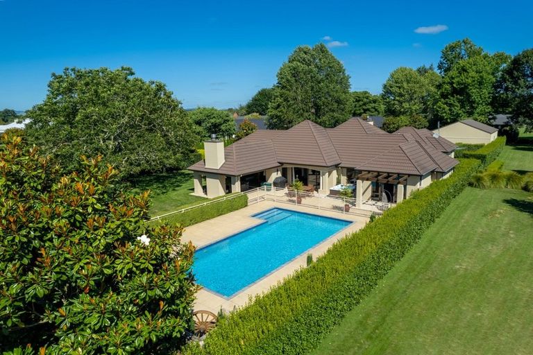 Photo of property in 4 Parklea Drive, Tamahere, Hamilton, 3283