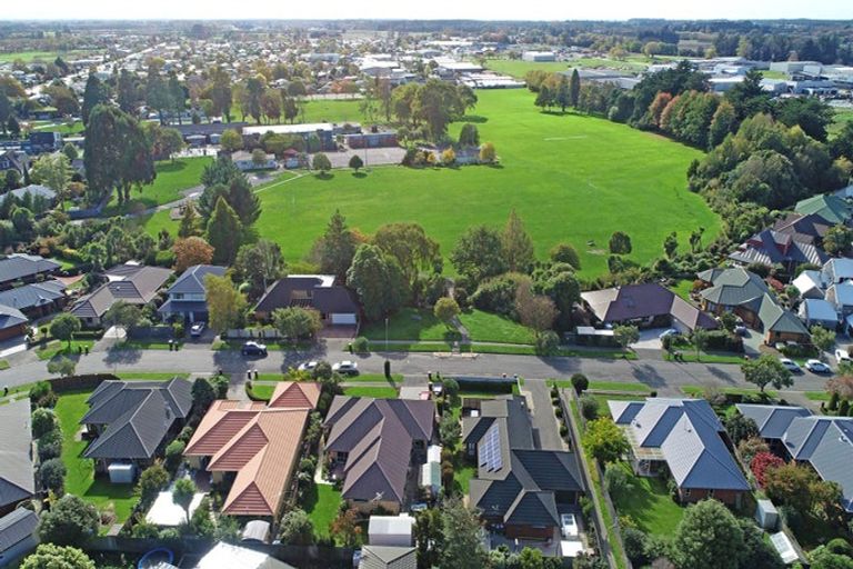 Photo of property in 1 Stable Way, Belfast, Christchurch, 8051