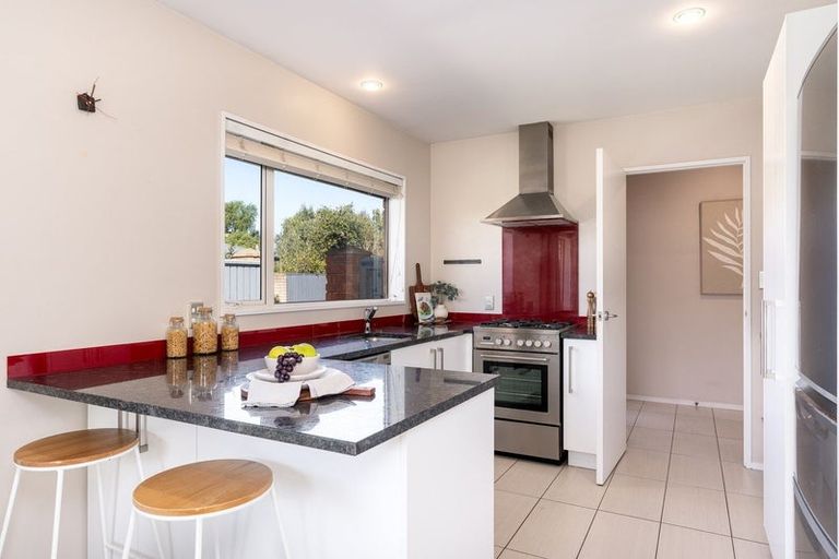 Photo of property in 78 Broadhaven Avenue, Parklands, Christchurch, 8083