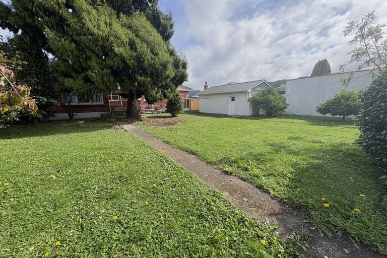 Photo of property in 70 Pine Avenue, Ebdentown, Upper Hutt, 5018