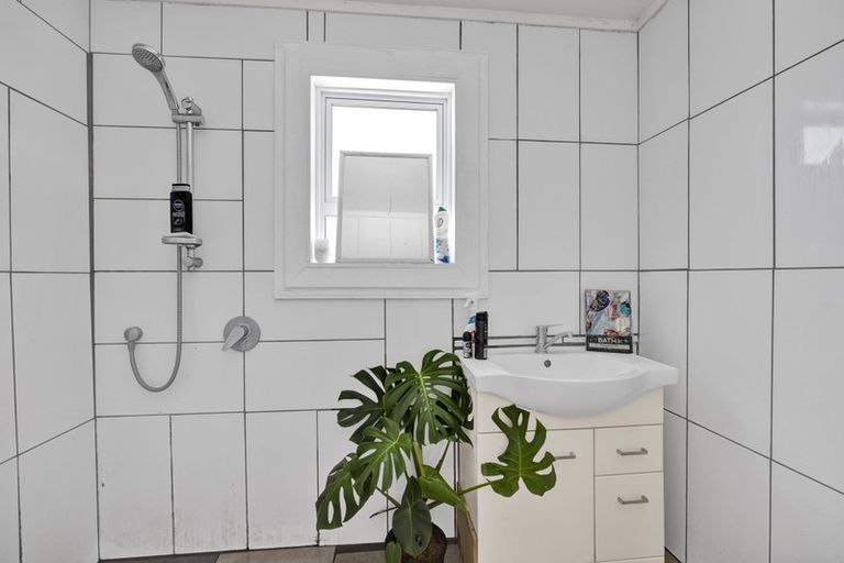 Photo of property in 10 Lincoln Street, Patea, 4520