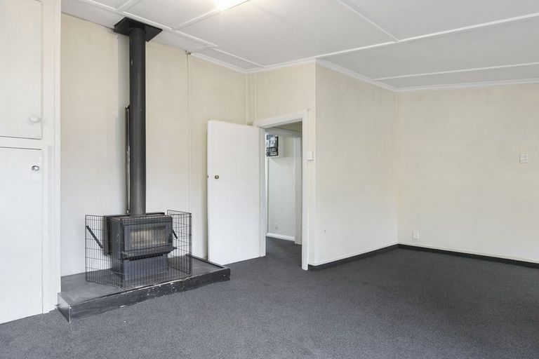 Photo of property in 38 Bradshaw Street, South Dunedin, Dunedin, 9012