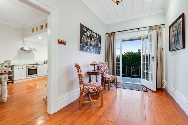 Photo of property in 9 Remu Place, Greenhithe, Auckland, 0632