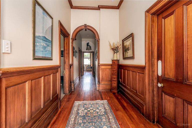 Photo of property in 111 Main North Road, Geraldine, 7930