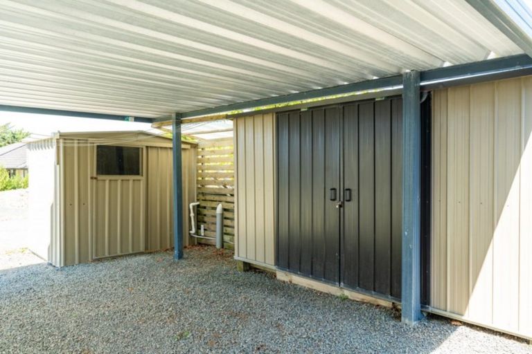 Photo of property in 11 Kakapo Place, Mangawhai, 0505