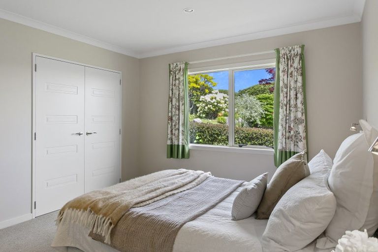 Photo of property in 24 Botanical Heights Drive, Waipahihi, Taupo, 3330