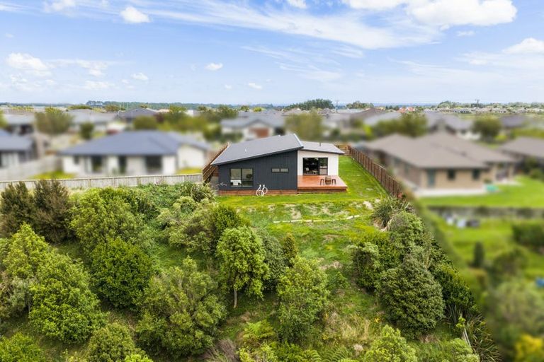 Photo of property in 26 Silicon Way, Fitzherbert, Palmerston North, 4410