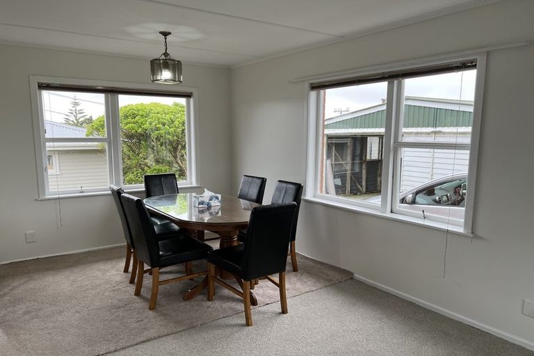 Photo of property in 45 Baylands Drive, Newlands, Wellington, 6037