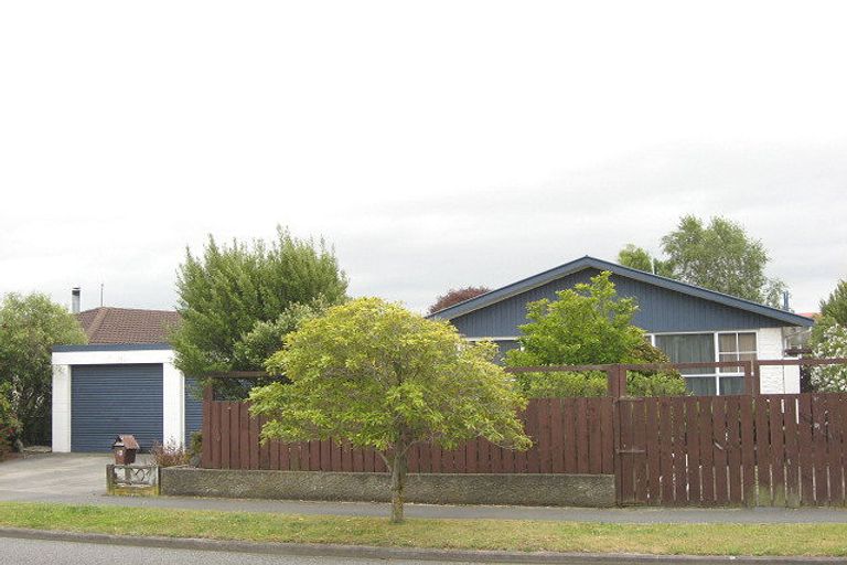 Photo of property in 16 Ingrid Street, Parklands, Christchurch, 8083