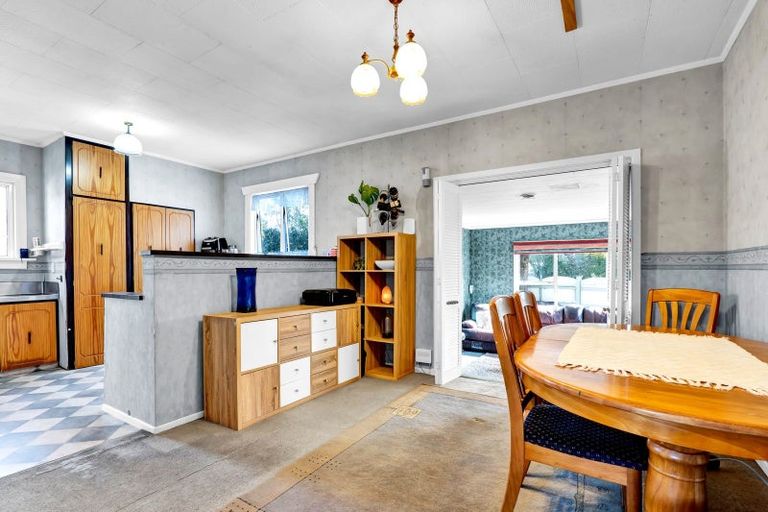 Photo of property in 239 Coronation Avenue, Welbourn, New Plymouth, 4310