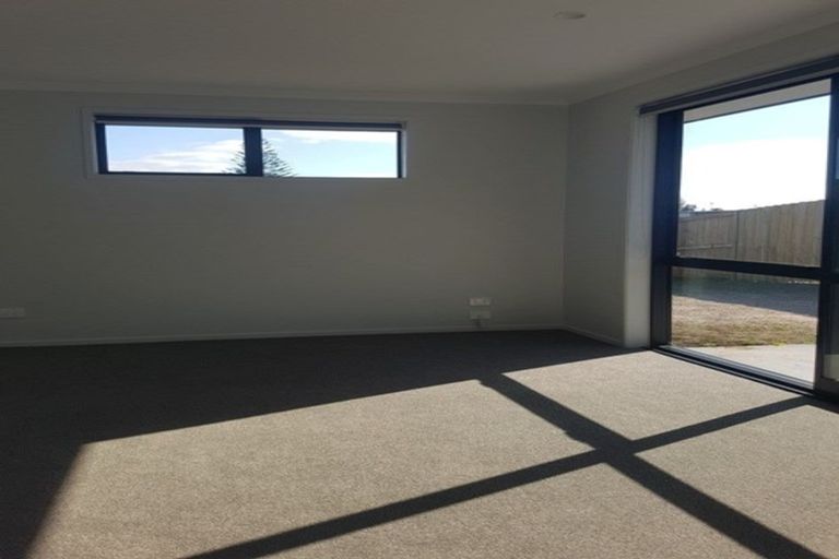 Photo of property in 33 Fontana Street, Papamoa, 3118