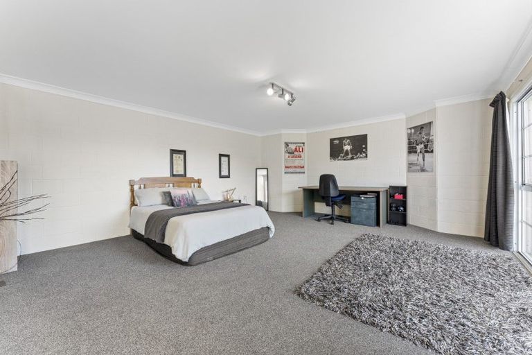 Photo of property in 7 Ngahere Court, Awapuni, Palmerston North, 4412