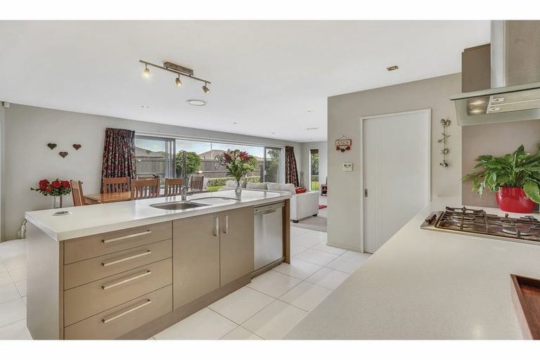 Photo of property in 27 Sovereign Boulevard, Kaiapoi, 7630