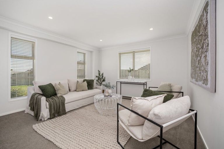 Photo of property in 7 Madeleine Place, Omokoroa, 3114