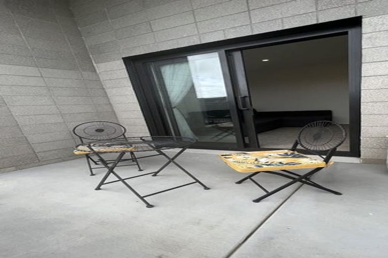 Photo of property in 3/1 Coral Tree Avenue, Wiri, Auckland, 2104