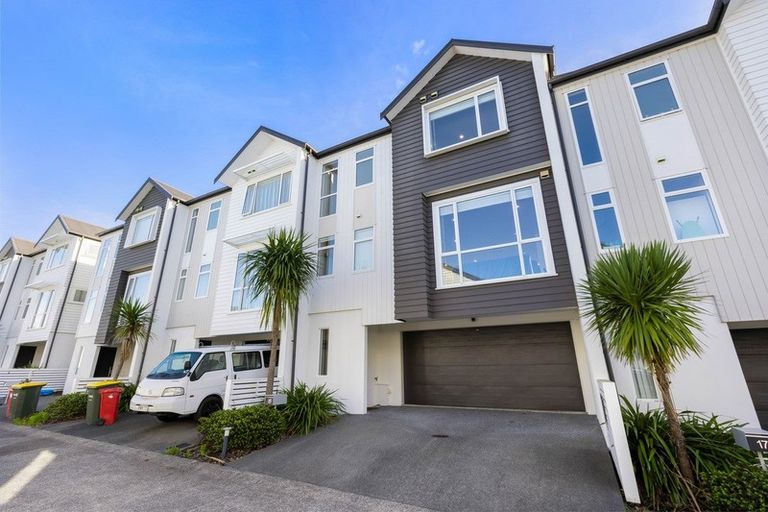 Photo of property in 15 Watermill Lane, Silverdale, 0932