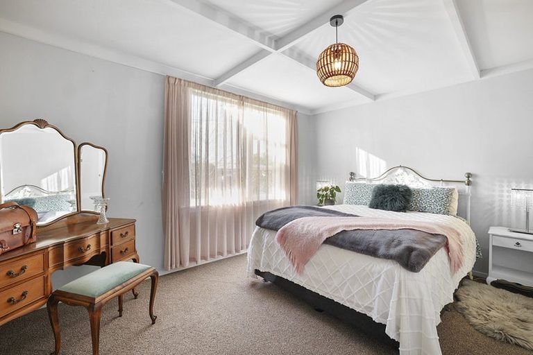 Photo of property in 4 Dartmoor Avenue, Westown, New Plymouth, 4310