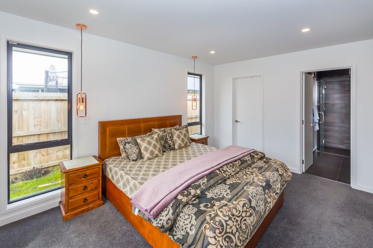 Photo of property in 4 Katrine Drive, Marshland, Christchurch, 8083