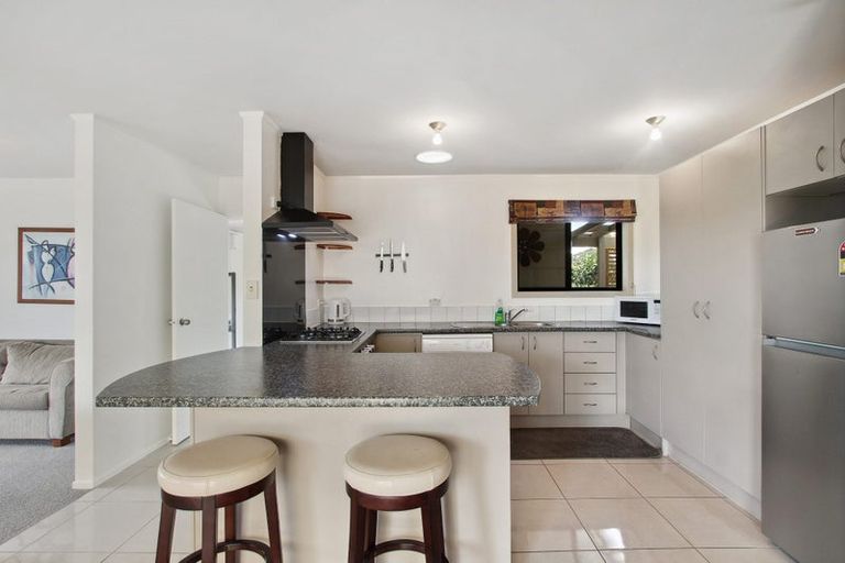 Photo of property in 7 Taihiki Road, Clarks Beach, 2122