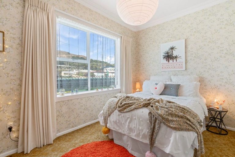 Photo of property in 39 Coates Street, Tawa, Wellington, 5028