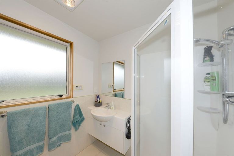 Photo of property in 19 Blue Gum Place, New Brighton, Christchurch, 8083