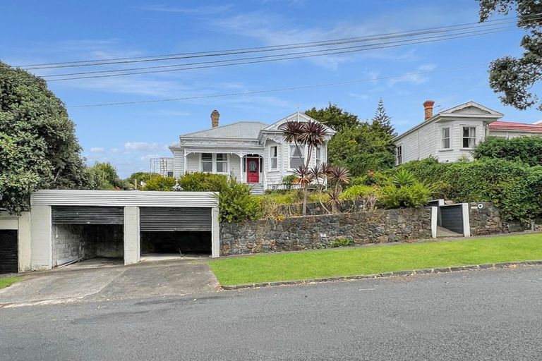 Photo of property in 50 Hill Street, Onehunga, Auckland, 1061