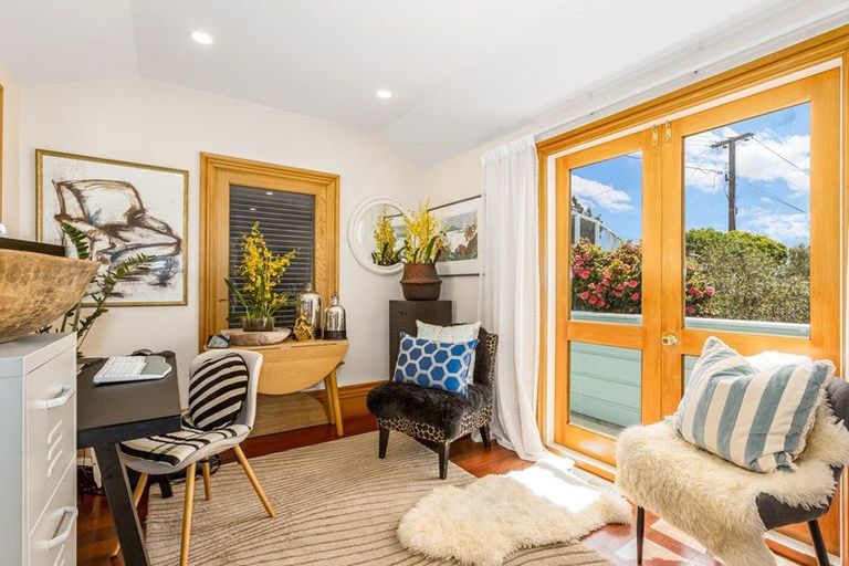 Photo of property in 9 Karepa Street, Brooklyn, Wellington, 6021