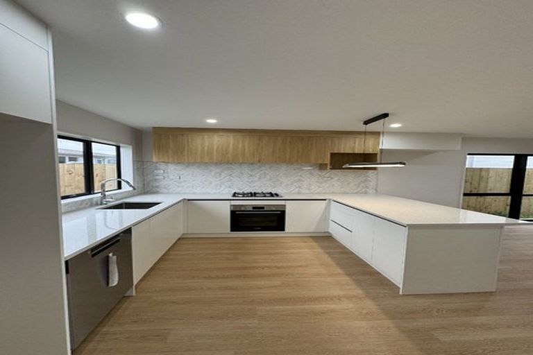 Photo of property in 70c Cargill Street, Papakura, 2110