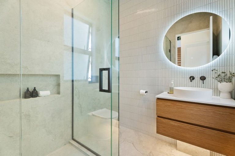 Photo of property in 26 Ngaiwi Street, Orakei, Auckland, 1071