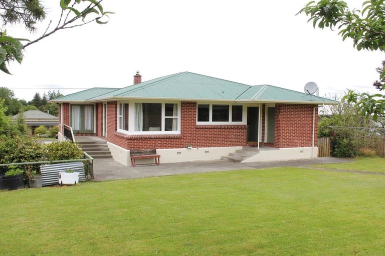 Photo of property in 80 Peel Street, Geraldine, 7930