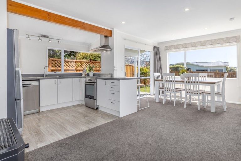 Photo of property in 33 Spyglass Lane, Whitby, Porirua, 5024