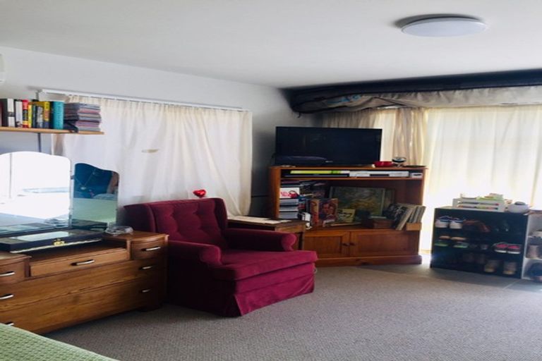 Photo of property in 7 Sauterne Road, Kumeu, 0810