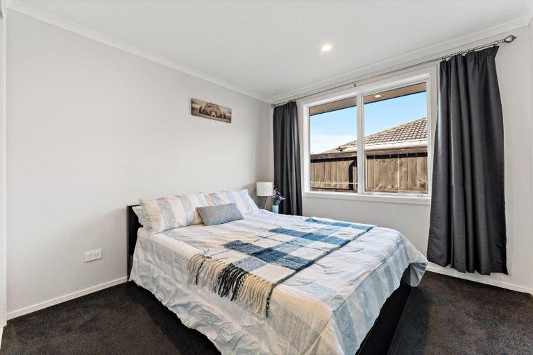 Photo of property in 30 Raymond Grace Avenue, Huapai, Kumeu, 0810