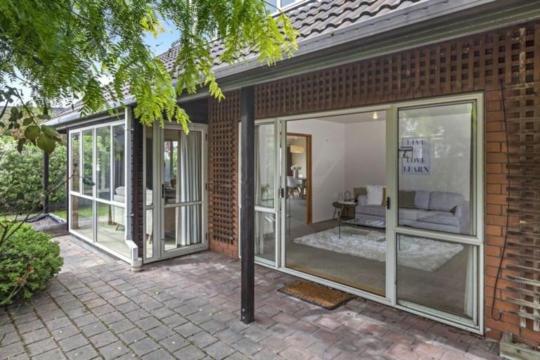 Photo of property in 2/28 Withells Road, Avonhead, Christchurch, 8042