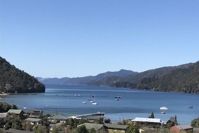 Photo of property in 26 Tirimoana Terrace, Anakiwa, Picton, 7281