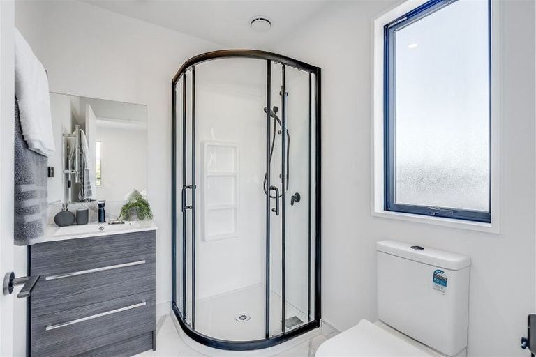 Photo of property in 1/22 Rutherford Street, Woolston, Christchurch, 8023