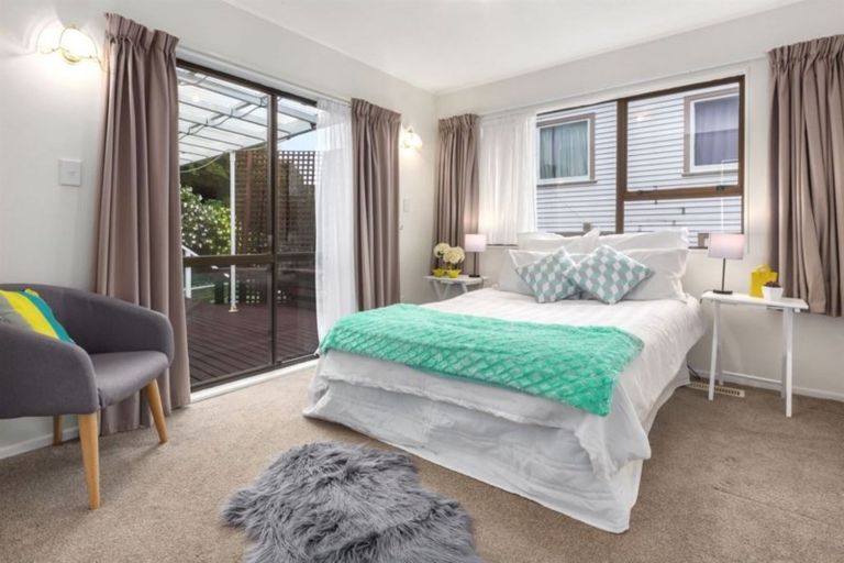 Photo of property in 5 Lagden Street, Camborne, Porirua, 5026