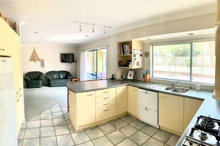 Photo of property in 18 Keppoch Court, Dannemora, Auckland, 2016