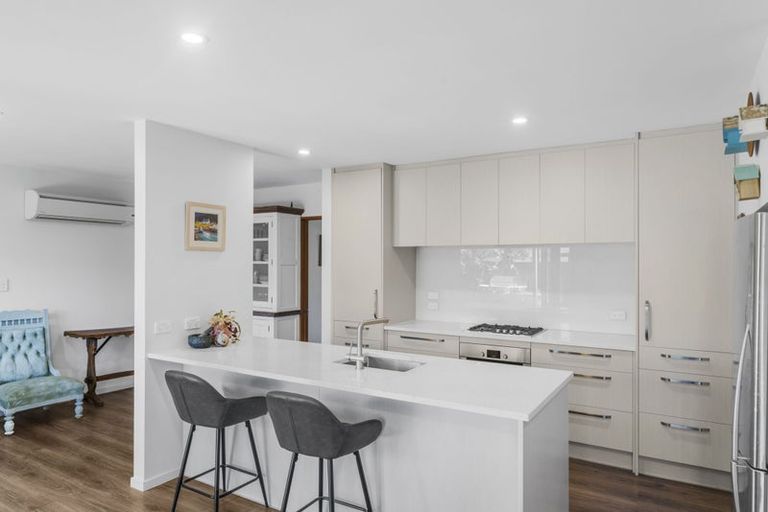 Photo of property in 117 Inwoods Close, Parklands, Christchurch, 8083