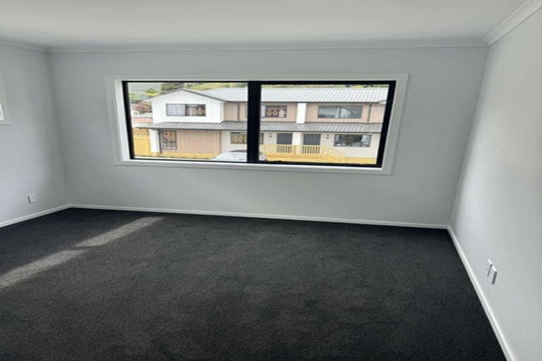 Photo of property in 7/64 Glen Road, Stokes Valley, Lower Hutt, 5019