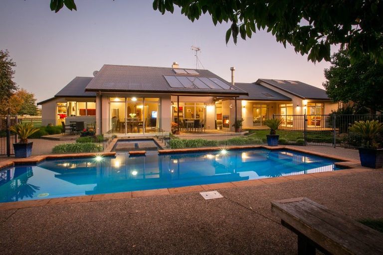 Photo of property in 489 Fencourt Road, Cambridge, 3493