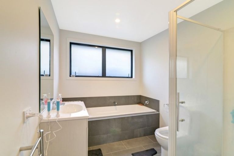 Photo of property in 106 Risinghurst Terrace, Lower Shotover, Queenstown, 9304